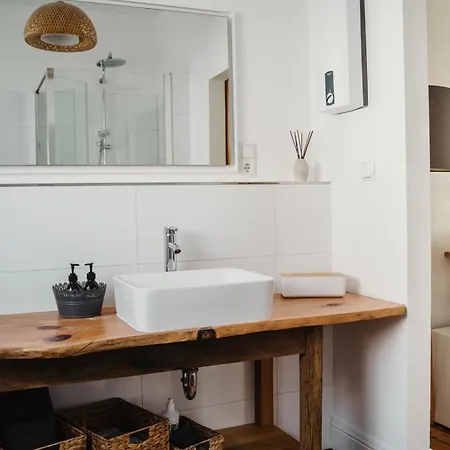 I Gemuetliches 1-zimmer-apartment & Eigenes Bad I アパート *