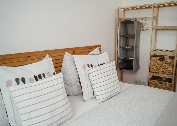 I Gemuetliches 1-zimmer-apartment & Eigenes Bad I *